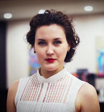 <b>Анна</b> <br> менеджер по продажам